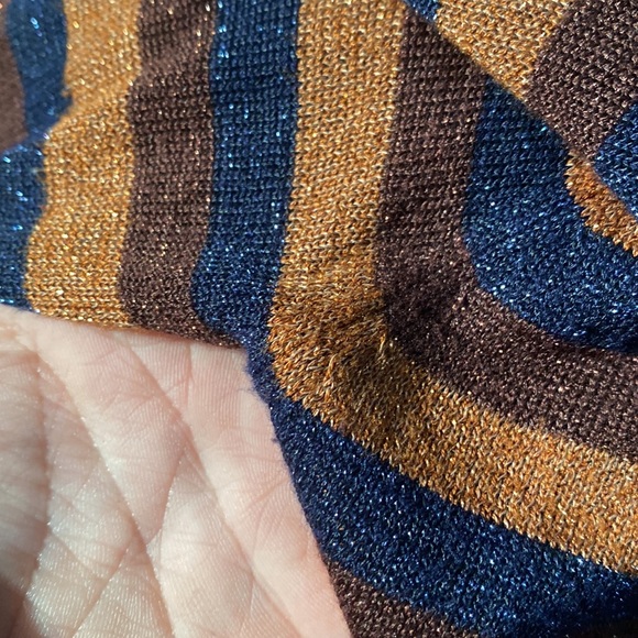 ❌SOLD❌Gray Blush Parisian Stories Boutique Metallic Striped Sweater💙🧡🖤 - Picture 4 of 8